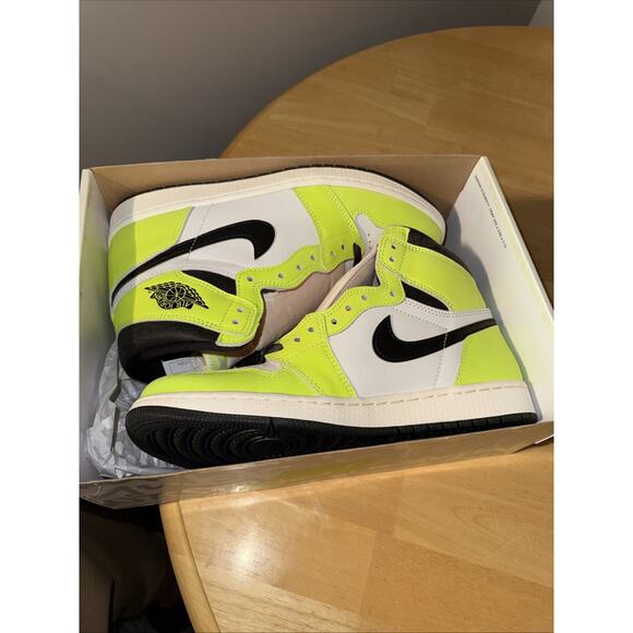 Size 9.5 - Jordan 1 Retro High OG Visionaire main image 6